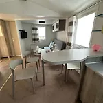 Wallerseehomes 121 公寓 Bayerham